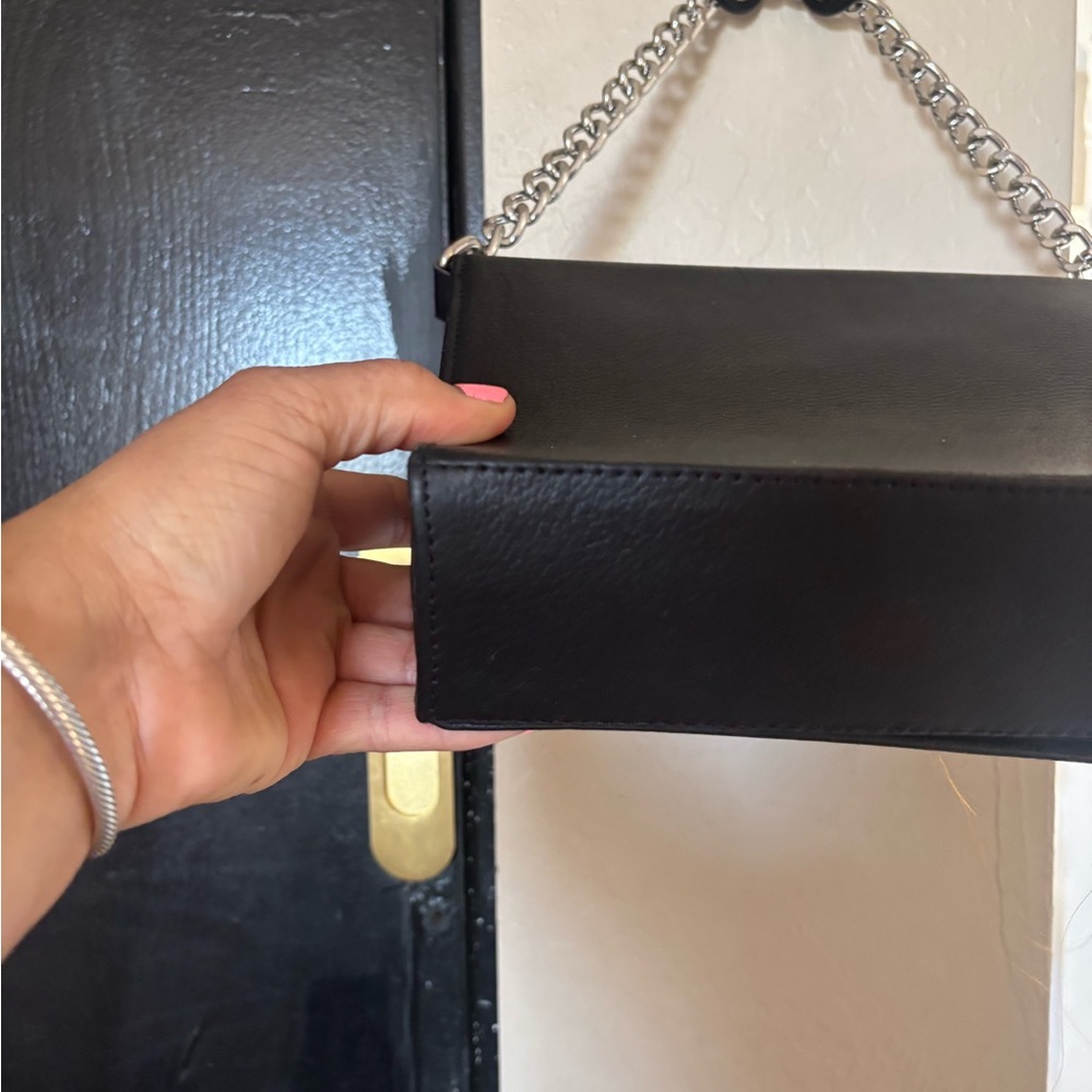 ( Bolongaro Trevor ) black pebble
Leather shoulder bag - Picture 9 of 14